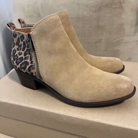 COPY - Lucky Brand booties *New in Box size 7.5 - Picture 6 of 6